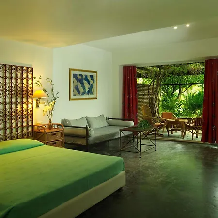 Dionysos Hotell