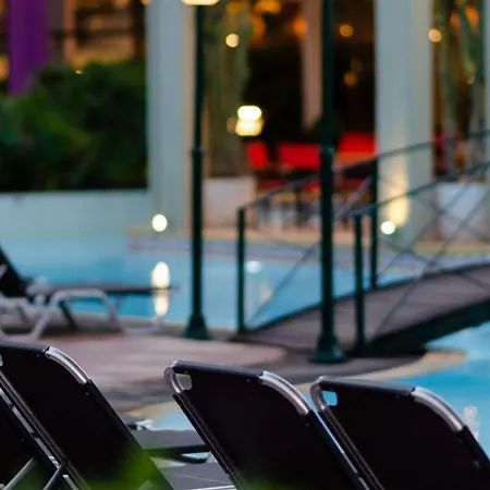 Dionysos Hotell 4*